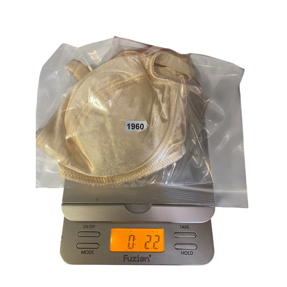 1960s 1970s Adonna Bra Dream Maker 36 B Satin Shiny Cream White Vintage Lingerie - Picture 9 of 9